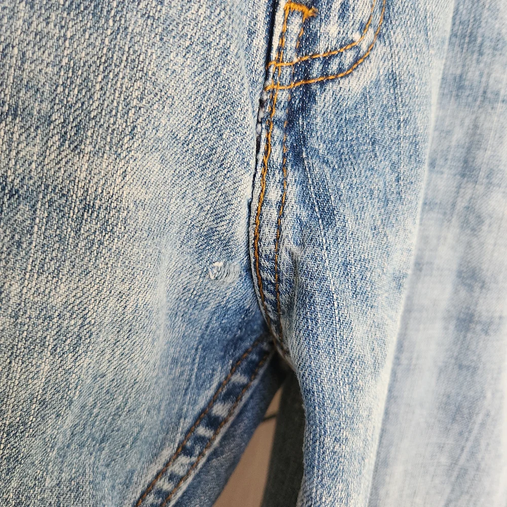 Levi's 569 Light Blue Loose Straight Men's Jeans |  Distressed | 36/34